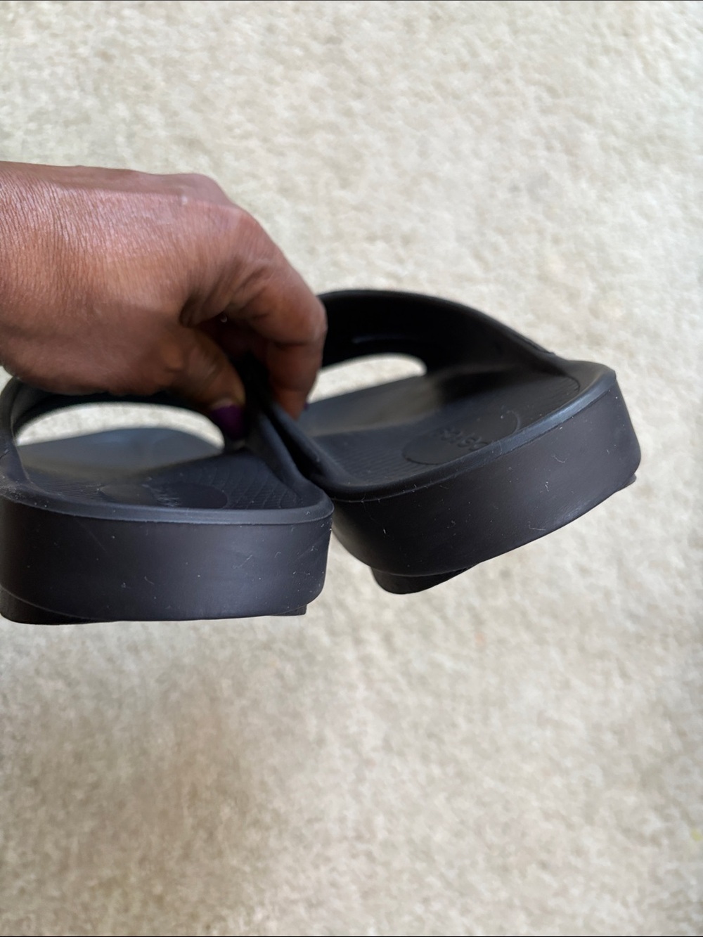OOFOS Black Cushion Slide Sandals - Picture 10 of 12